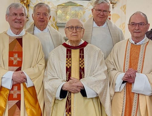 Pater Gottfried Borth feiert seinen 95. Geburtstag